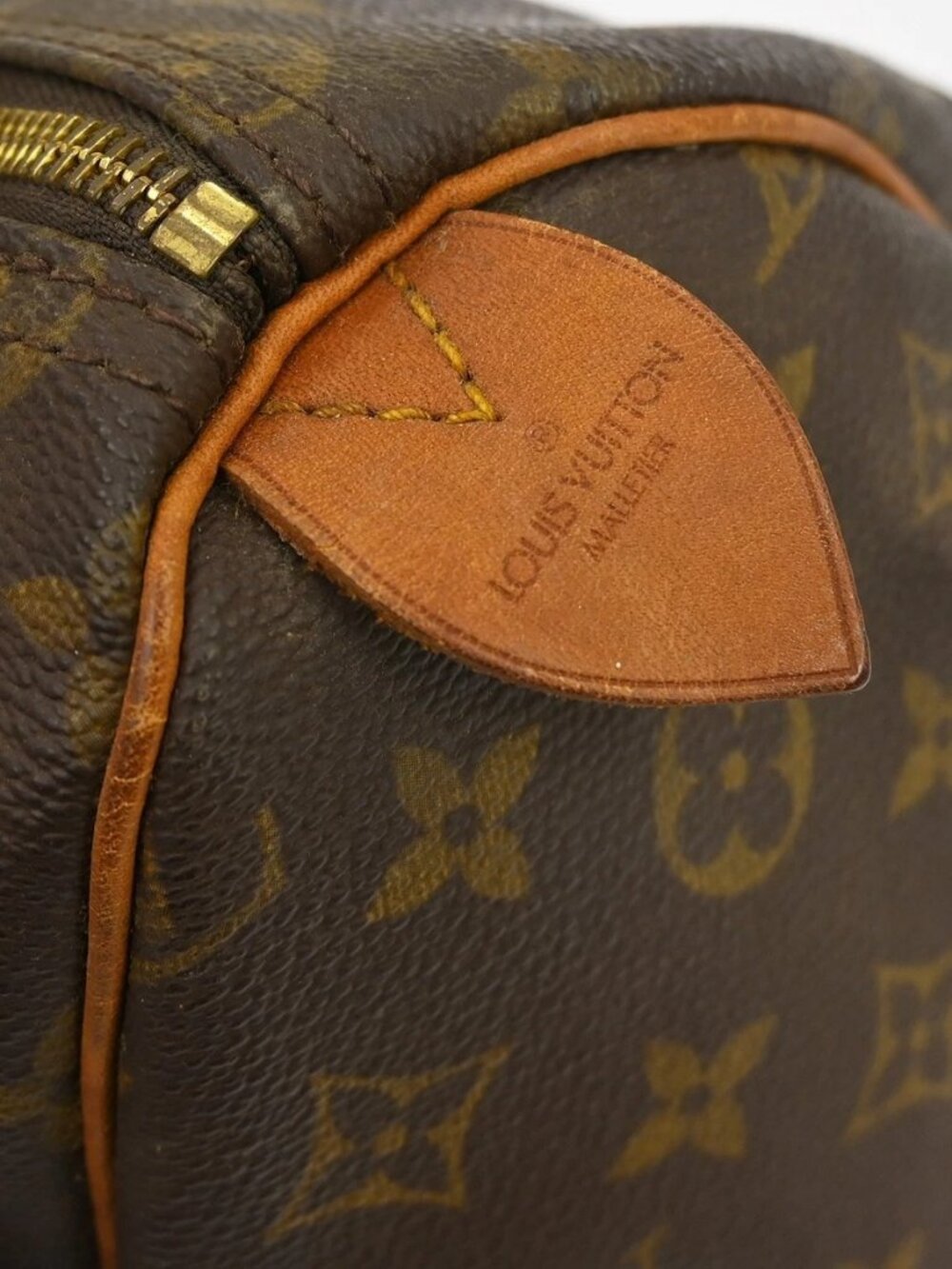 LOUIS VUITTON SPEEDY 35 HANDBAG PURSE MONOGRAM M - Picture 9 of 16